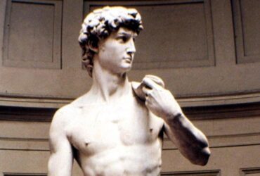 Michelangelo statue of David